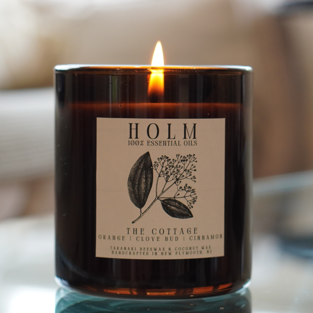 THE COTTAGE | ORANGE, CLOVE BUD & CINNAMON | 100% ESSENTIAL OIL CANDLE